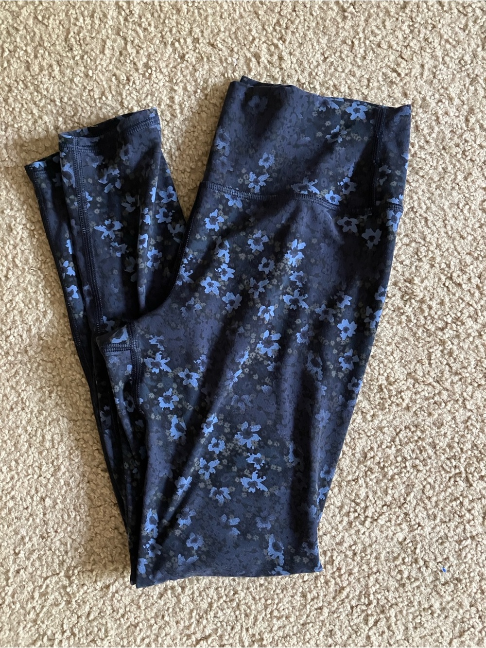 EUC Target All in Motion Blue Floral Active Leggings